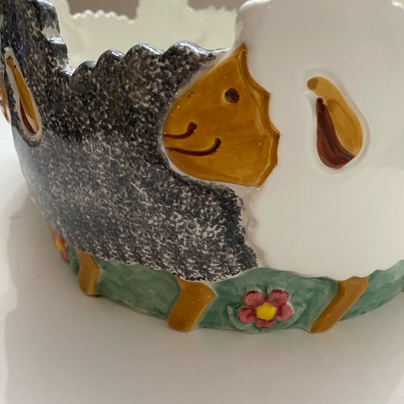 Made for Ethan Allen Ceramic Italian Made Ceramic Dish with Sheep on Exterior - Picture 7 of 15